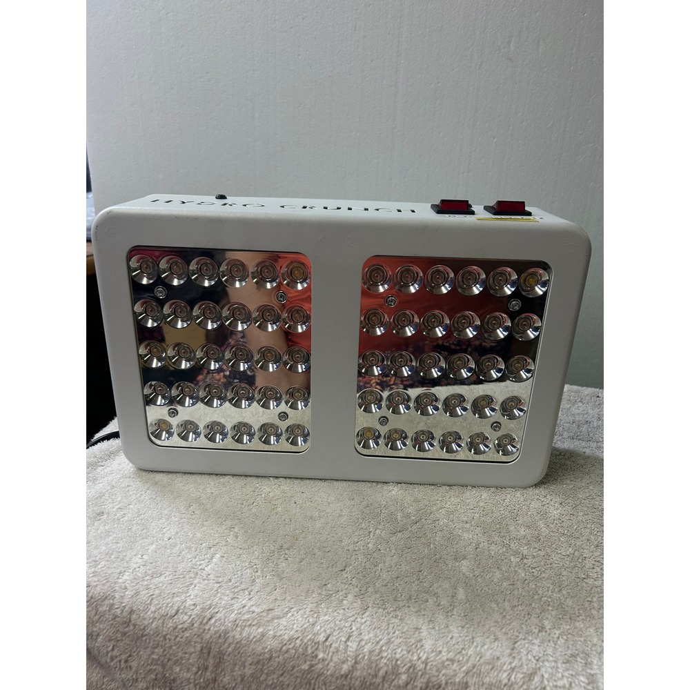 Hydro Crunch 300W LED Grow Light Full Spectrum Veg Bloom B350200200 White